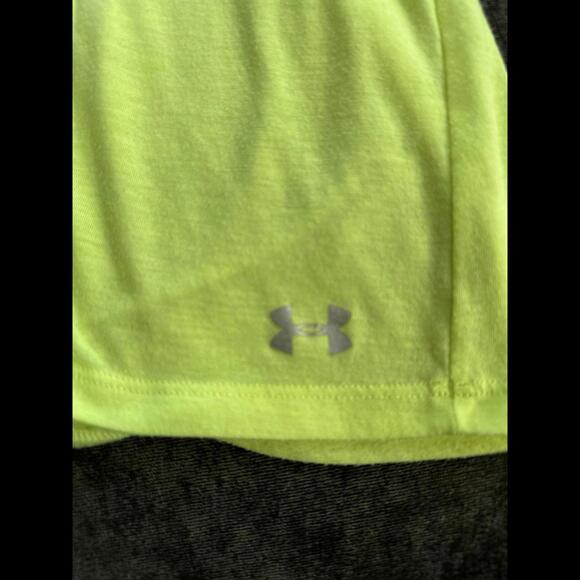 Under Armour Superman tank top - Picture 8 of 8